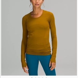 Lululemon Swiftly Tech Long Sleeve in Black